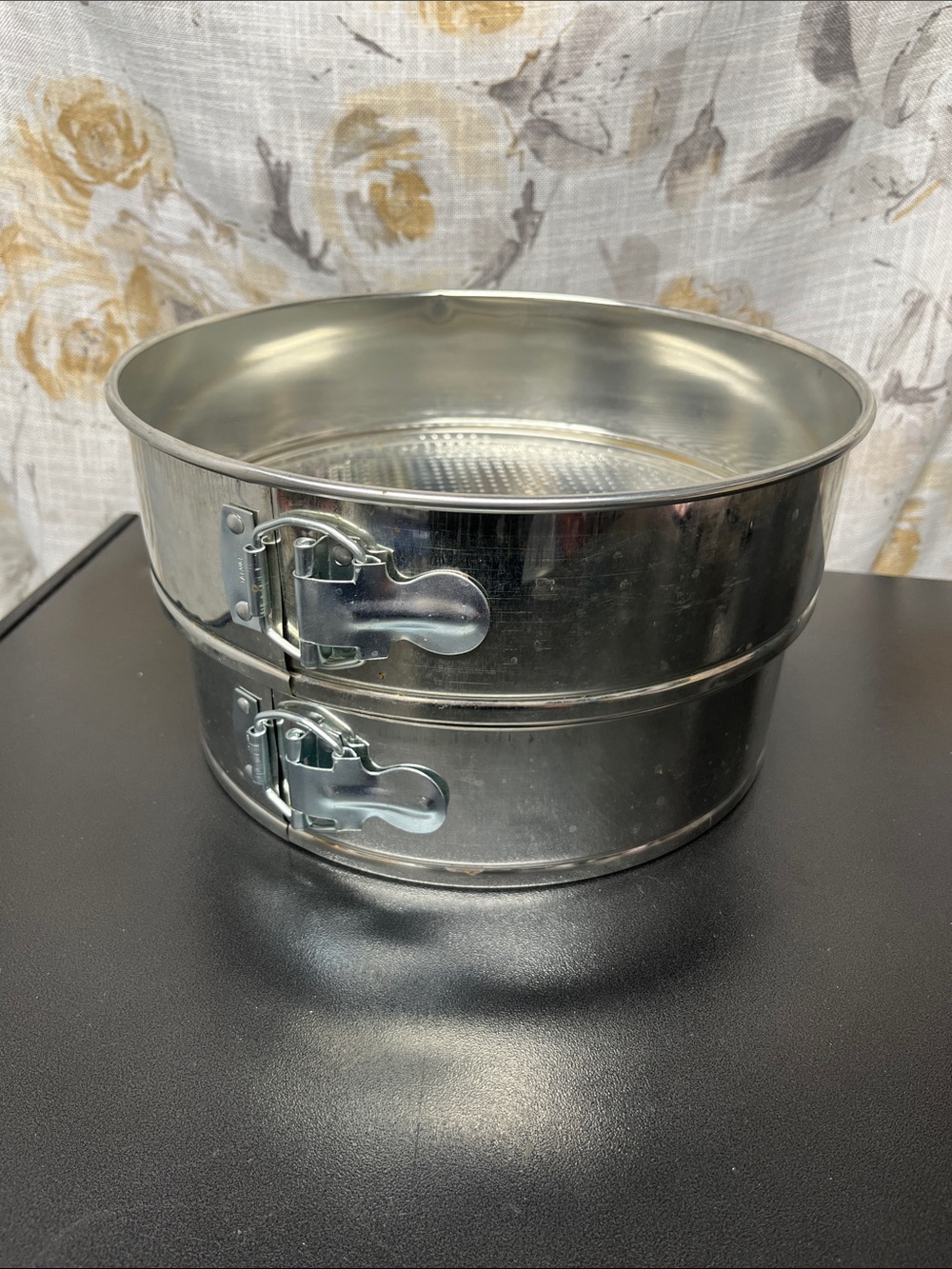 Vintage 1970's Springform Buckle Side Cake Pan Set w/ Removable Bottom